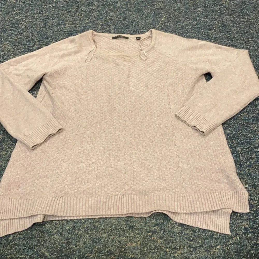 Cyrus Lavender Sweater sz. XL